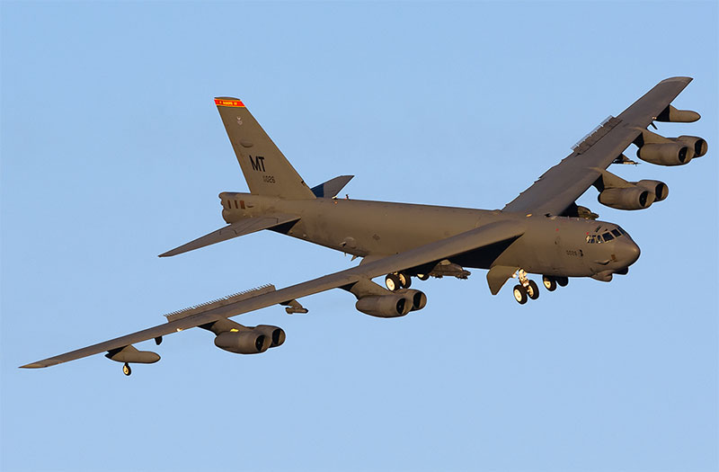 bombardier B-52